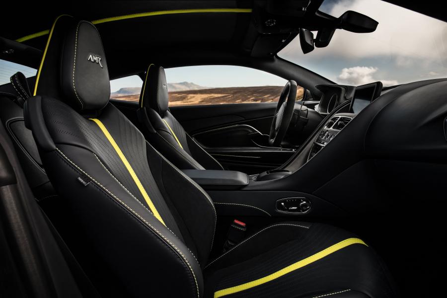 Интерьер Aston Martin DB11 AMR Signature Edition 2018 года  (WW) (фото 3 из 43)